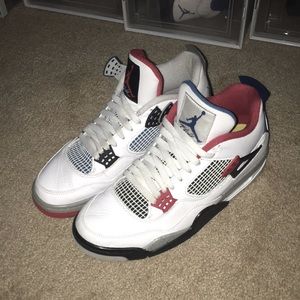 Jordan 4 what the size 10 good condition no box